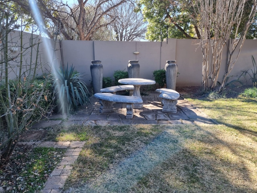 10 Bedroom Property for Sale in Dan Pienaar Free State